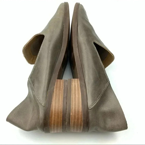 Lucky Brand Flats 7.5 38 Cahill open gray Leather - Picture 6 of 13
